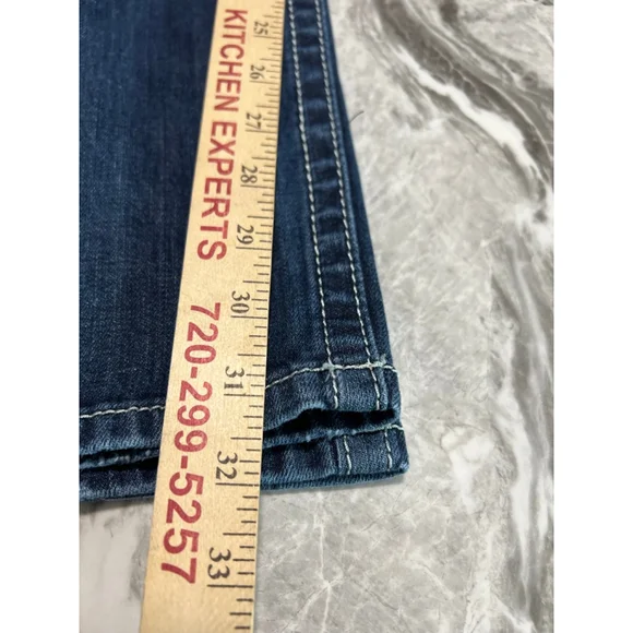 Women's Miss Me Jeans Size 26 Dark Blue with White Stitching - Picture 12 of 13